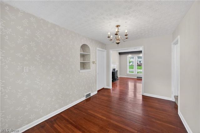 1274 Dorsh Road, South Euclid, OH 44121