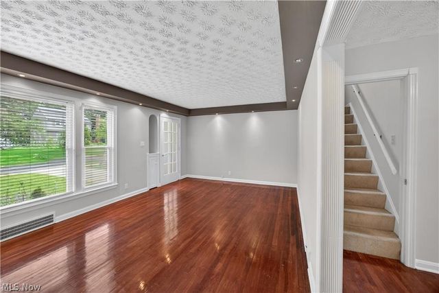 1274 Dorsh Road, South Euclid, OH 44121