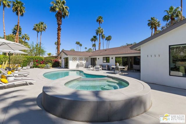 2275 S Pebble Beach Drive, Palm Springs, CA 92264