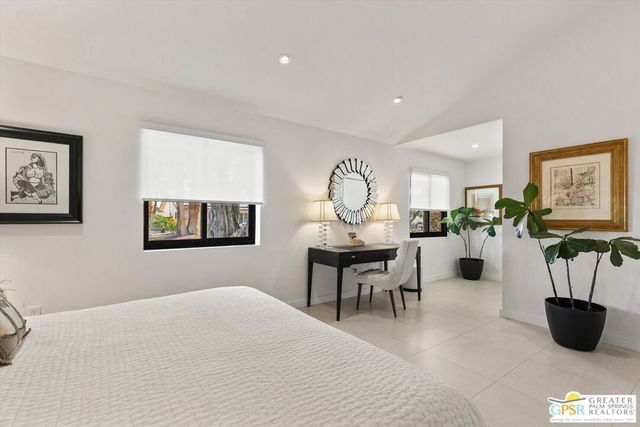 2275 S Pebble Beach Drive, Palm Springs, CA 92264