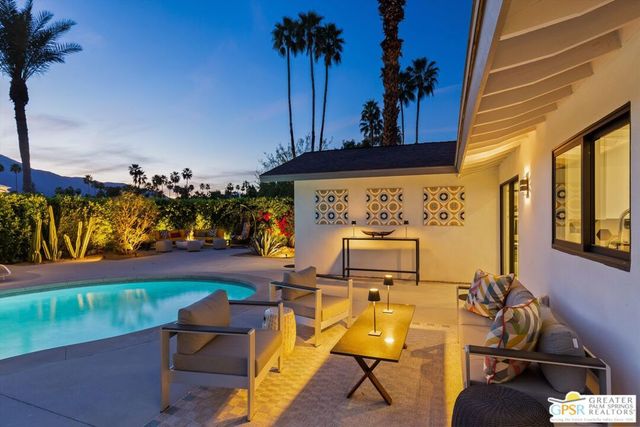 2275 S Pebble Beach Drive, Palm Springs, CA 92264