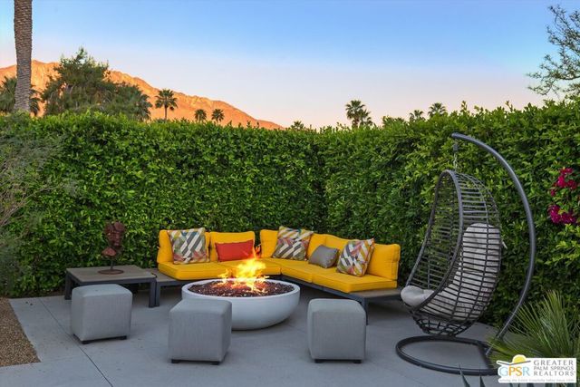 2275 S Pebble Beach Drive, Palm Springs, CA 92264