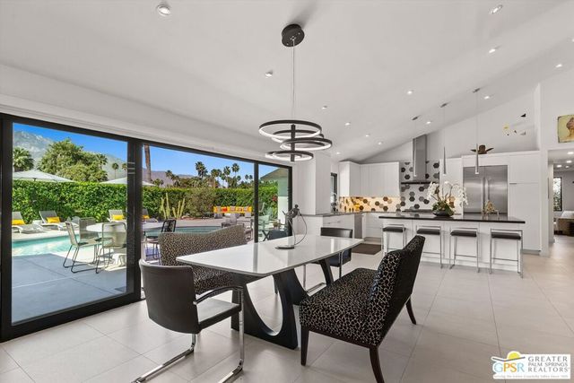 2275 S Pebble Beach Drive, Palm Springs, CA 92264