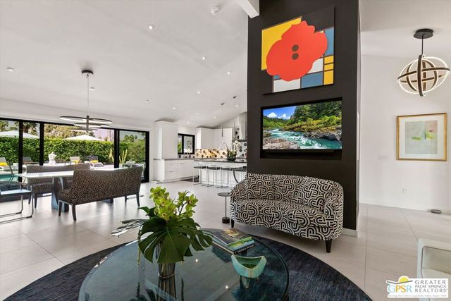 2275 S Pebble Beach Drive, Palm Springs, CA 92264