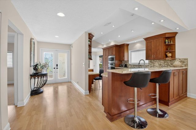 19699 Waters Pond Lane 601, Boca Raton, FL 33434