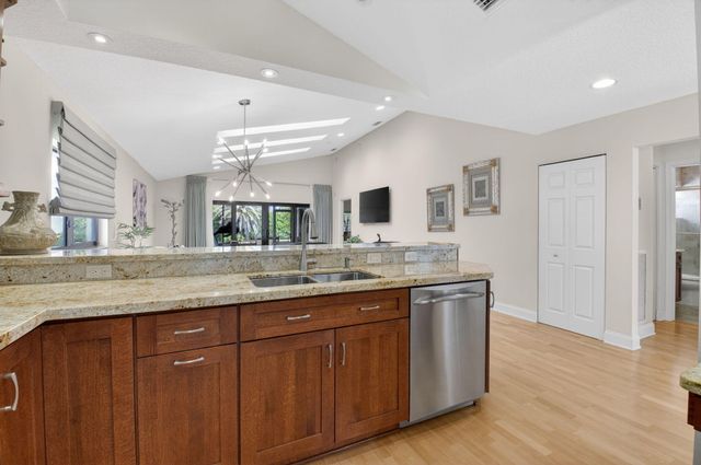 19699 Waters Pond Lane 601, Boca Raton, FL 33434