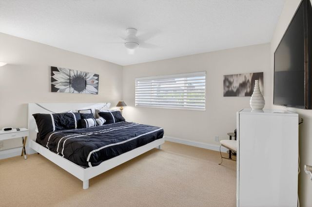 19699 Waters Pond Lane 601, Boca Raton, FL 33434