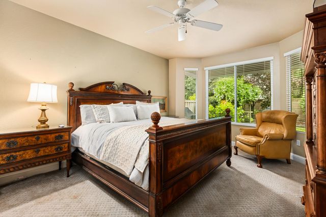 704 Wagon Wheel Ln, Lincoln, CA 95648