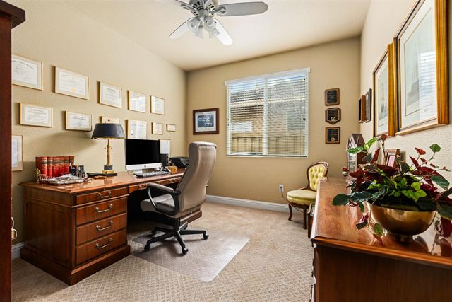 704 Wagon Wheel Ln, Lincoln, CA 95648