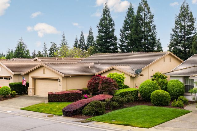 704 Wagon Wheel Ln, Lincoln, CA 95648