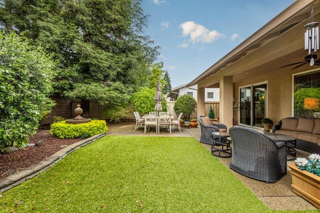 704 Wagon Wheel Ln, Lincoln, CA 95648