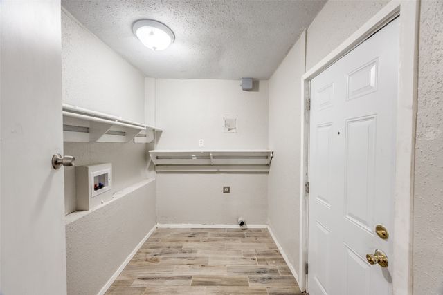 1043 Star St, Denison, TX 75020