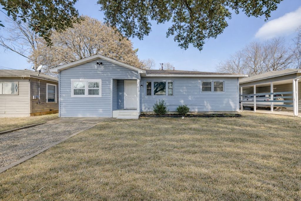 1043 Star St, Denison, TX 75020