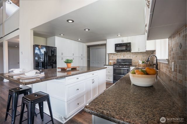 18109 28th Avenue E, Tacoma, WA 98445