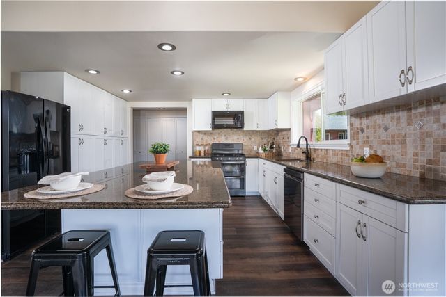 18109 28th Avenue E, Tacoma, WA 98445