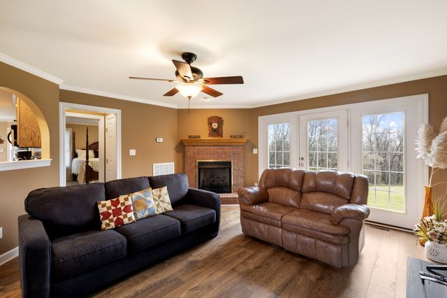 1875 Franklin Hayes Rd, Pulaski, TN 38478