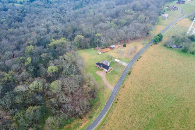 1875 Franklin Hayes Rd, Pulaski, TN 38478