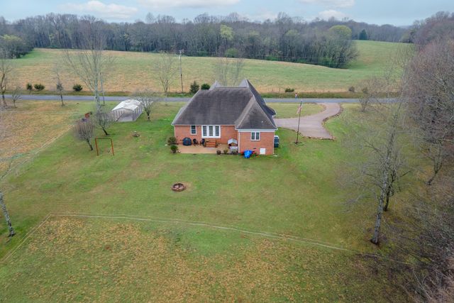 1875 Franklin Hayes Rd, Pulaski, TN 38478