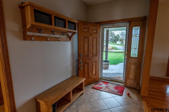 11840 S 202Nd Circle, Gretna, NE 68028