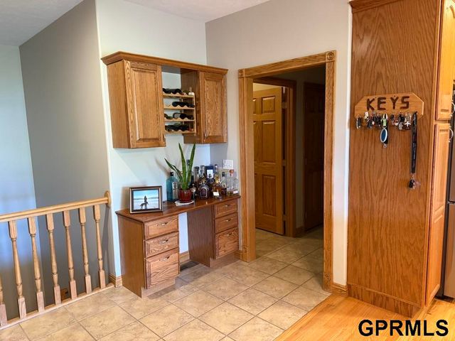 11840 S 202Nd Circle, Gretna, NE 68028