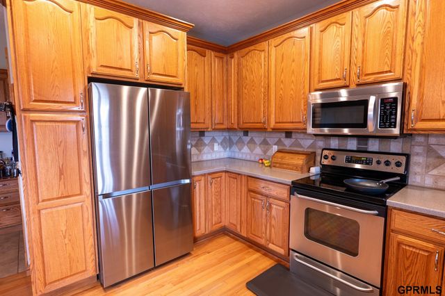 11840 S 202Nd Circle, Gretna, NE 68028