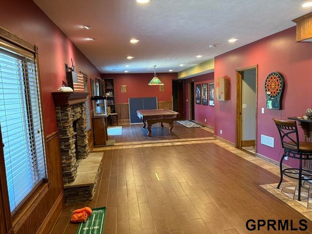 11840 S 202Nd Circle, Gretna, NE 68028