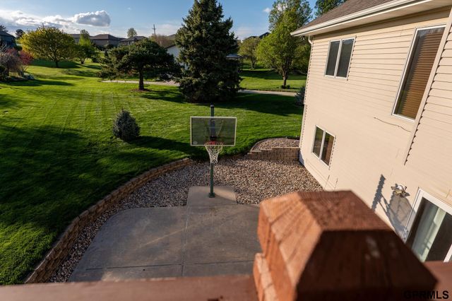 11840 S 202Nd Circle, Gretna, NE 68028