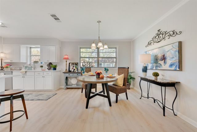 705 SW Sunnybrook Drive, Burleson, TX 76028