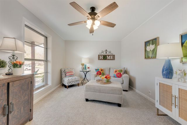 705 SW Sunnybrook Drive, Burleson, TX 76028