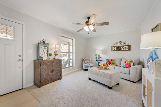 705 SW Sunnybrook Drive, Burleson, TX 76028