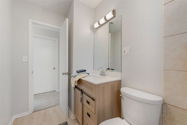 705 SW Sunnybrook Drive, Burleson, TX 76028