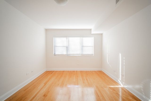 515 SHERIDAN Road 305, Evanston, IL 60202