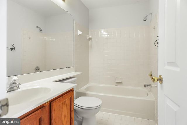 164 MANSION HOUSE DR #401A, West Chester, PA 19382