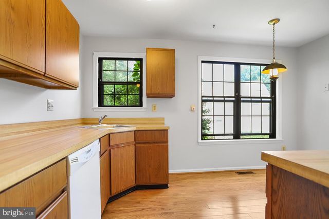 164 MANSION HOUSE DR #401A, West Chester, PA 19382