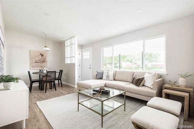 691 S Simms Street, Lakewood, CO 80228