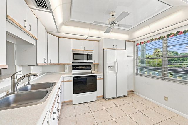 2901 VICTORIA Circle D2, Coconut Creek, FL 33066