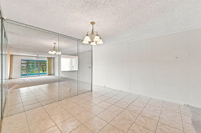 2901 VICTORIA Circle D2, Coconut Creek, FL 33066