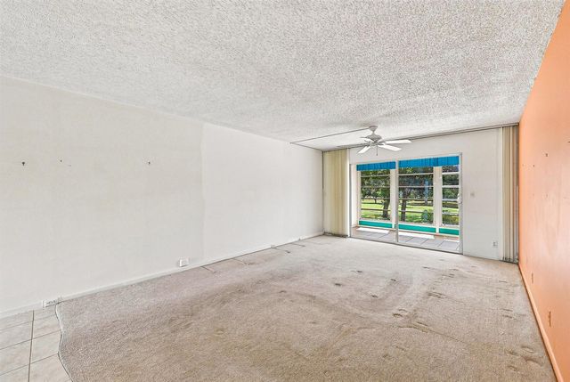 2901 VICTORIA Circle D2, Coconut Creek, FL 33066