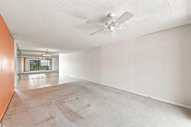 2901 VICTORIA Circle D2, Coconut Creek, FL 33066