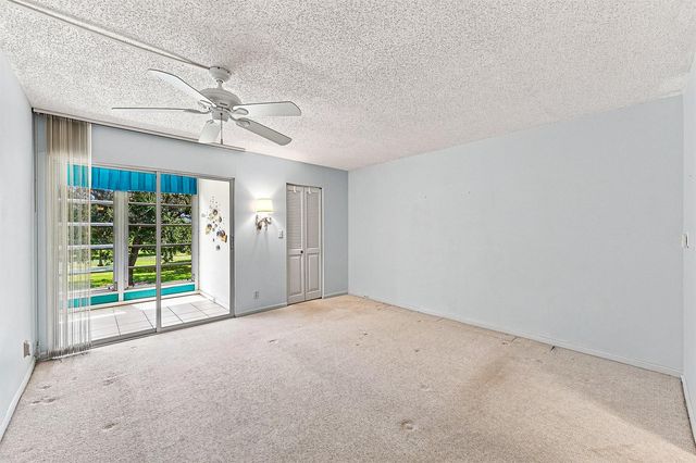 2901 VICTORIA Circle D2, Coconut Creek, FL 33066