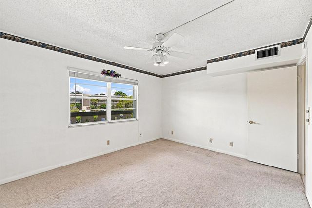 2901 VICTORIA Circle D2, Coconut Creek, FL 33066