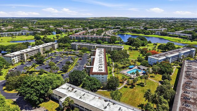 2901 VICTORIA Circle D2, Coconut Creek, FL 33066