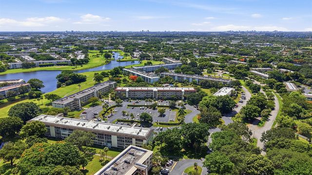 2901 VICTORIA Circle D2, Coconut Creek, FL 33066