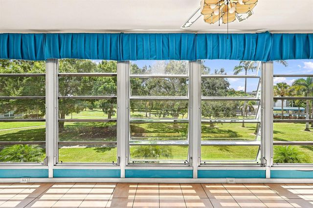 2901 VICTORIA Circle D2, Coconut Creek, FL 33066