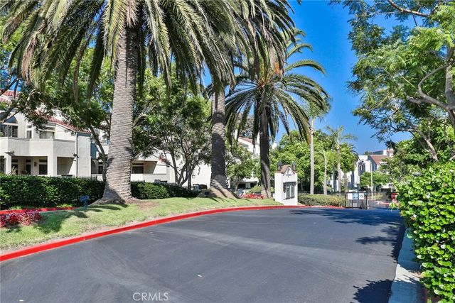 5031 Dorado Drive 107, Huntington Beach, CA 92649