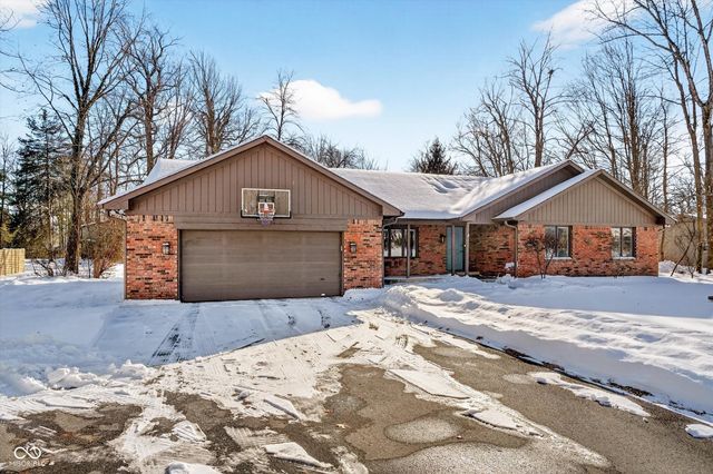 9831 Chestnut Lane, Indianapolis, IN 46239