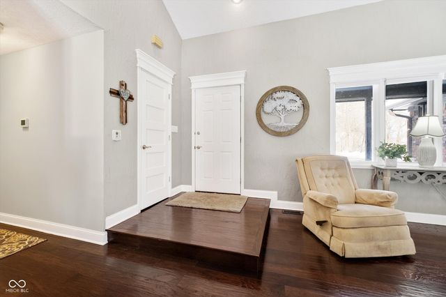 9831 Chestnut Lane, Indianapolis, IN 46239