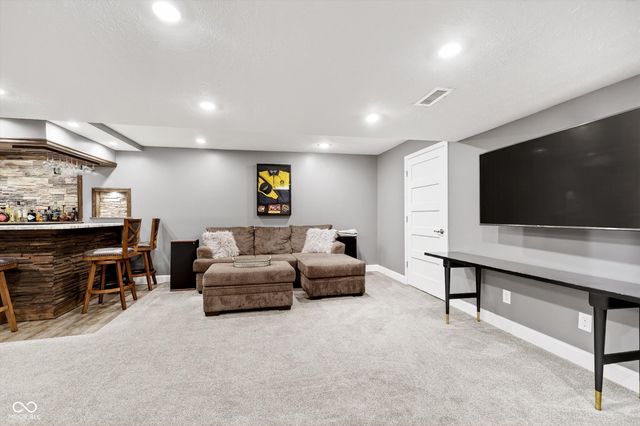 9831 Chestnut Lane, Indianapolis, IN 46239