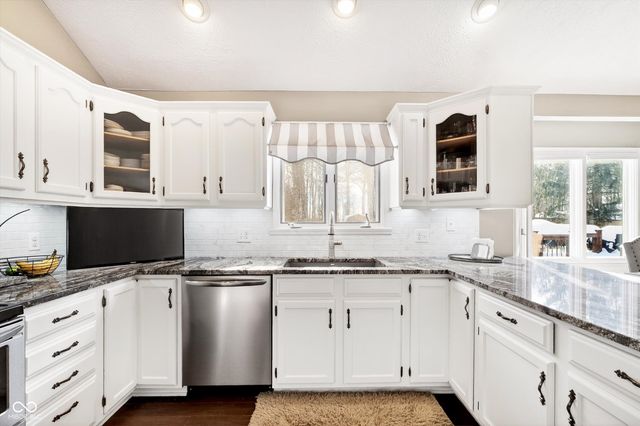 9831 Chestnut Lane, Indianapolis, IN 46239