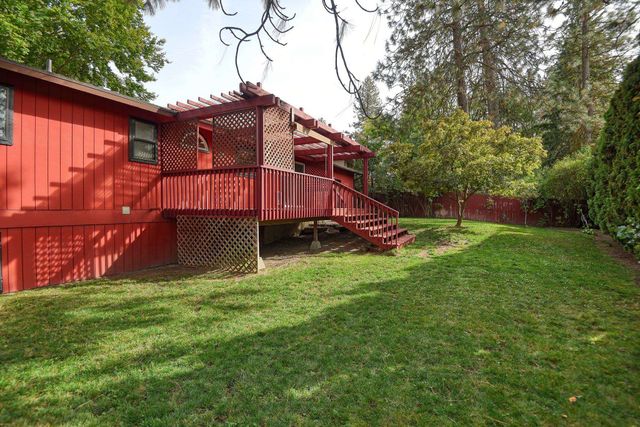 8417 N Colton St, Spokane, WA 99208